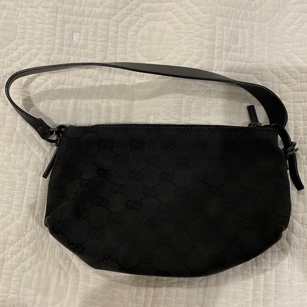 GUCCI authentic purse